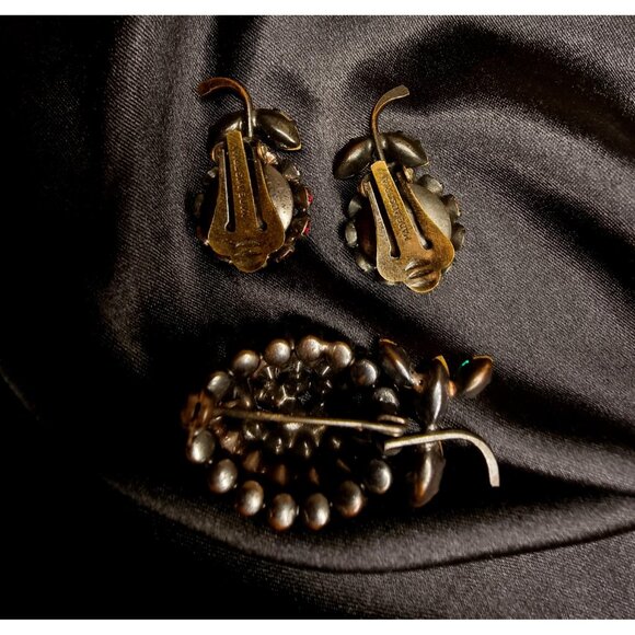 Vintage Made in Austria Red Strawberry Fruits Crystals Jewelry Set - Picture 5 of 5